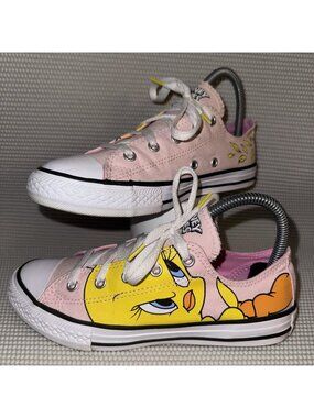 Converse All Star Chuck Taylor X Looney Tunes Tweety Bird Sneaker Size Youth 3